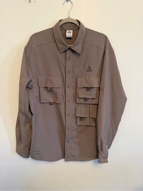 Nike ACG Men's Utility Shirt Jacket - Taupe size L